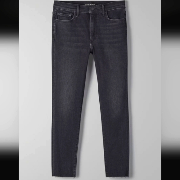 Aritzia Denim Forum Nico Mid rise skinny crop - Picture 1 of 8